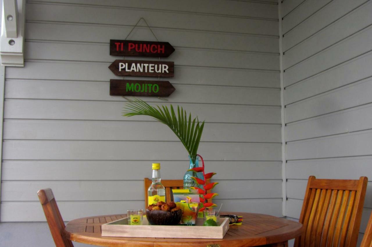 Or Bleu-Bungalow Volcan Soufriere-Vue Sur Mer Saint-Claude Ngoại thất bức ảnh
