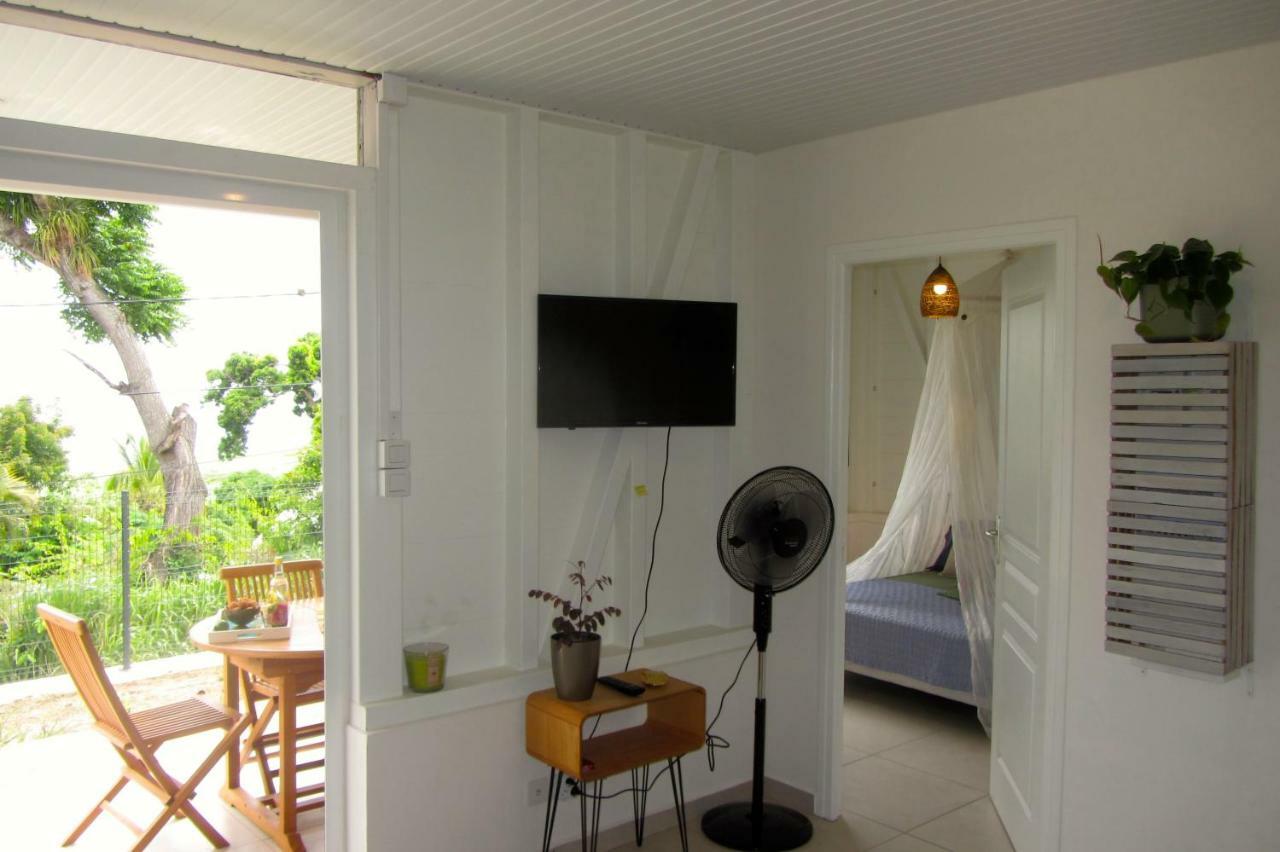 Or Bleu-Bungalow Volcan Soufriere-Vue Sur Mer Saint-Claude Ngoại thất bức ảnh